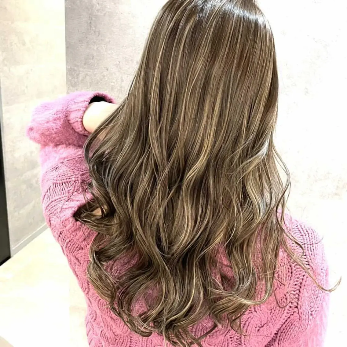 ロング カラー ハイライトカラー ハイライト ✨MiL✨ ✨心斎橋✨のヘアスタイル