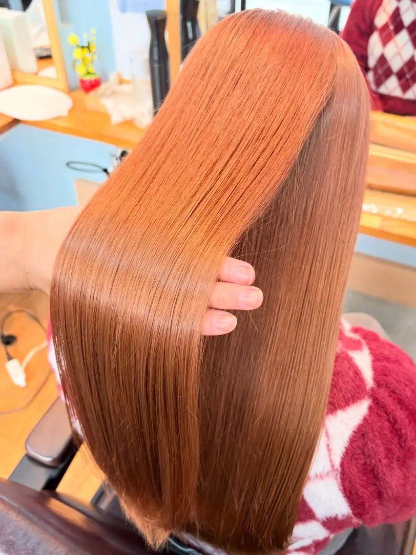 【✨️人気髪質改善メニュー✨️】艶感カラー+髪質改善トリートメントの写真