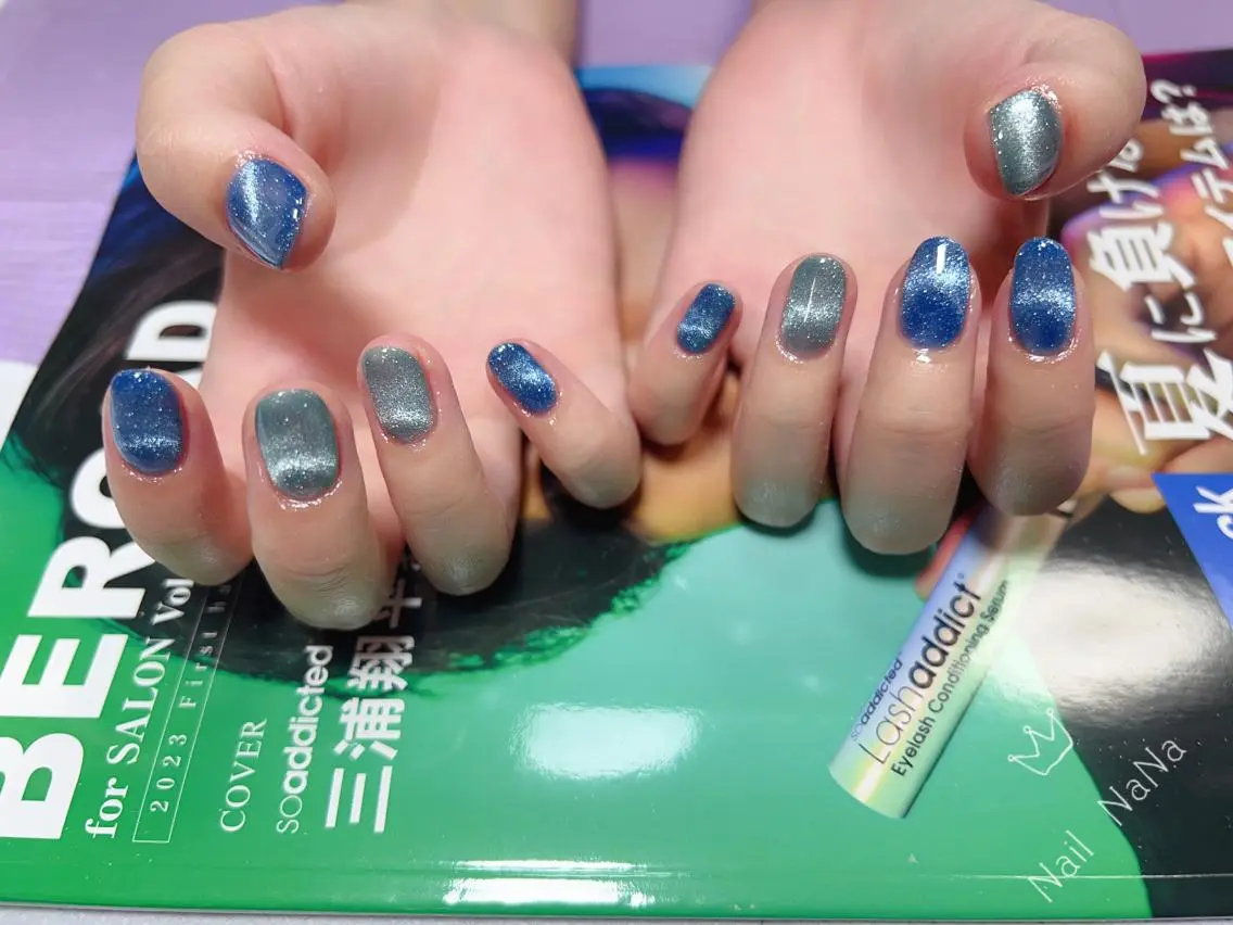 ショート カラー ネイル ミント ブルー マグネットネイル ハンドネイル Nail NaNaのネイルデザイン