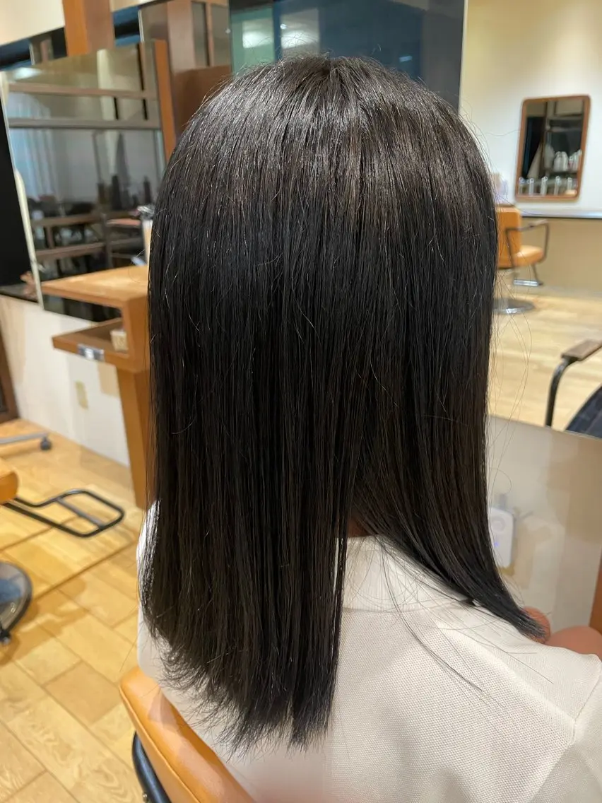 ロング カラー おもだか　がく /横須賀中央のヘアスタイル