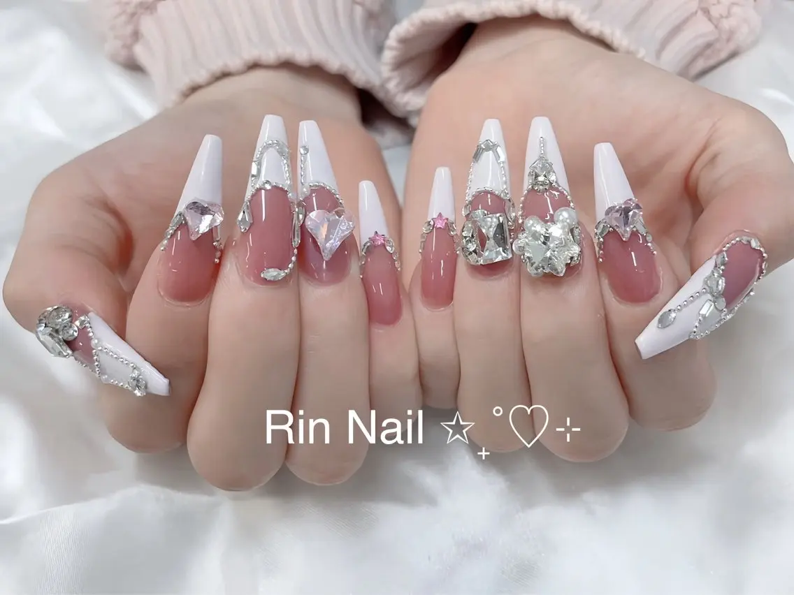 ネイル アートネイル ロングネイル ニュアンスネイル スカルプネイル ネイルチップ ハンドネイル Rin Nail 新大久保店のネイルデザイン
