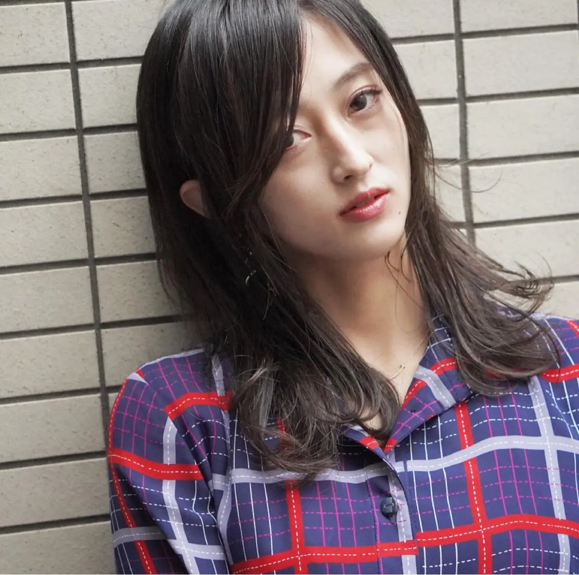ミディアム カラー テトネ タカシのヘアスタイル