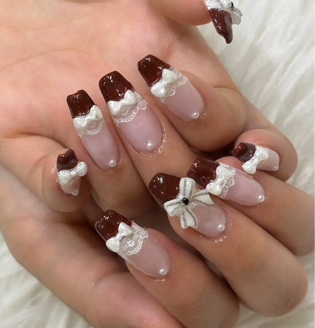 ネイル shiori .のネイルデザイン