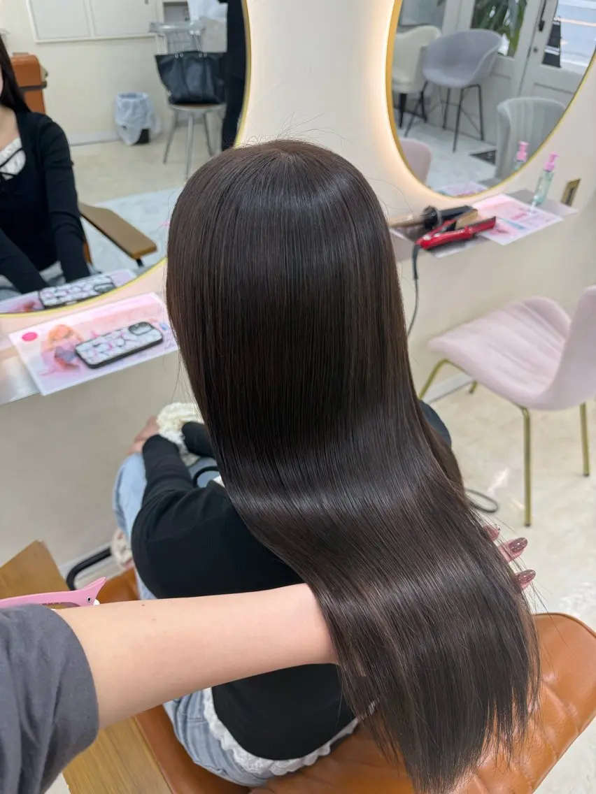 カラー ベージュカラー オリーブベージュ ヘアカラー 🌷透明感カラー×レ イヤー🌷澤畑まりあのヘアスタイル