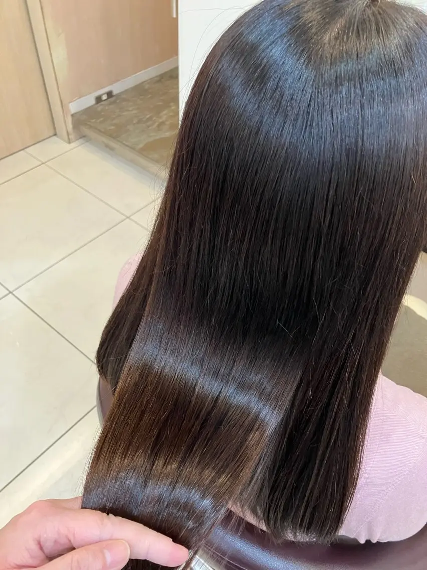 セミロング 縮毛矯正 yukari 艶髪ヘアのヘアスタイル