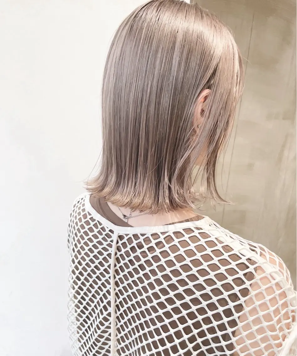 ミディアム ヘアカラー トリートメント カラー/ダブルカラー グレイカラー椿こはなのヘアスタイル