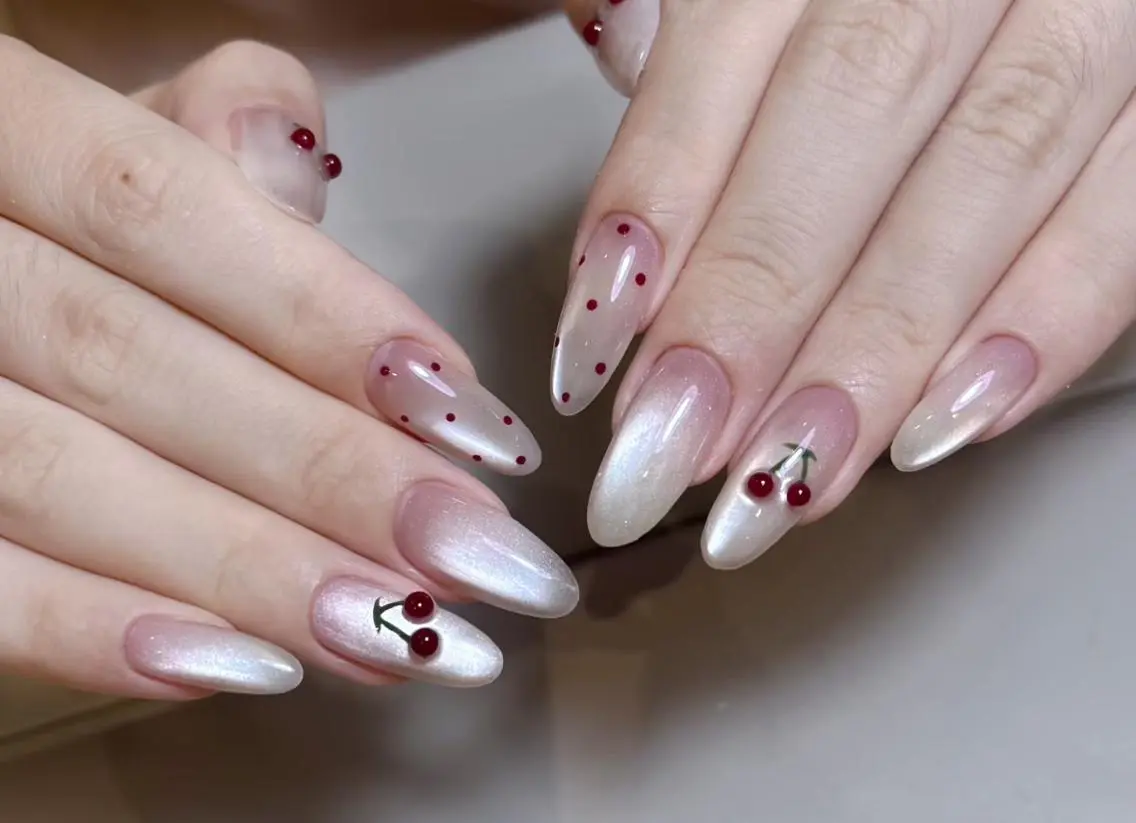 ネイル ハンドネイル エリ🫧 nail池袋東口のネイルデザイン