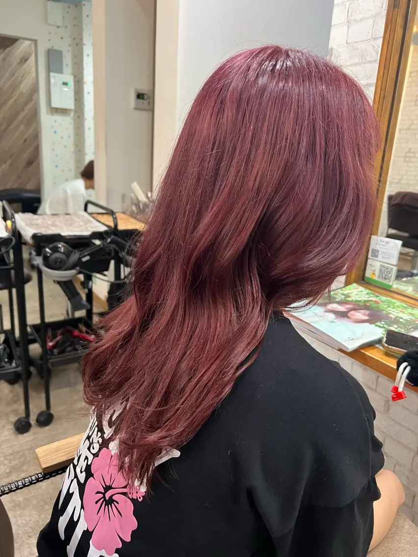 セミロング ピンクラベンダー ヘアカラー 谷川 一貴のヘアスタイル