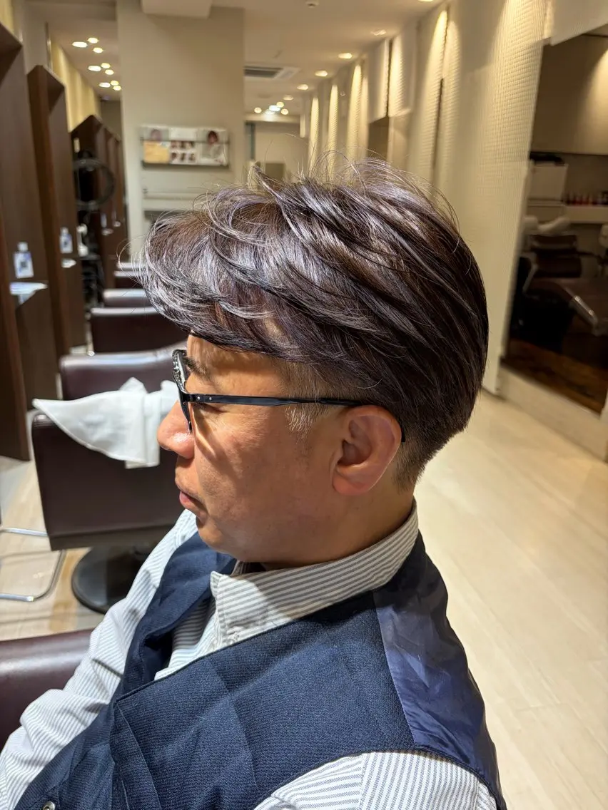 ショート カラー メンズ メンズハイライト ハイライトカラー ハイライト ヘアカラー 🫧メンズ特化🫧 瀧口翔太のヘアスタイル