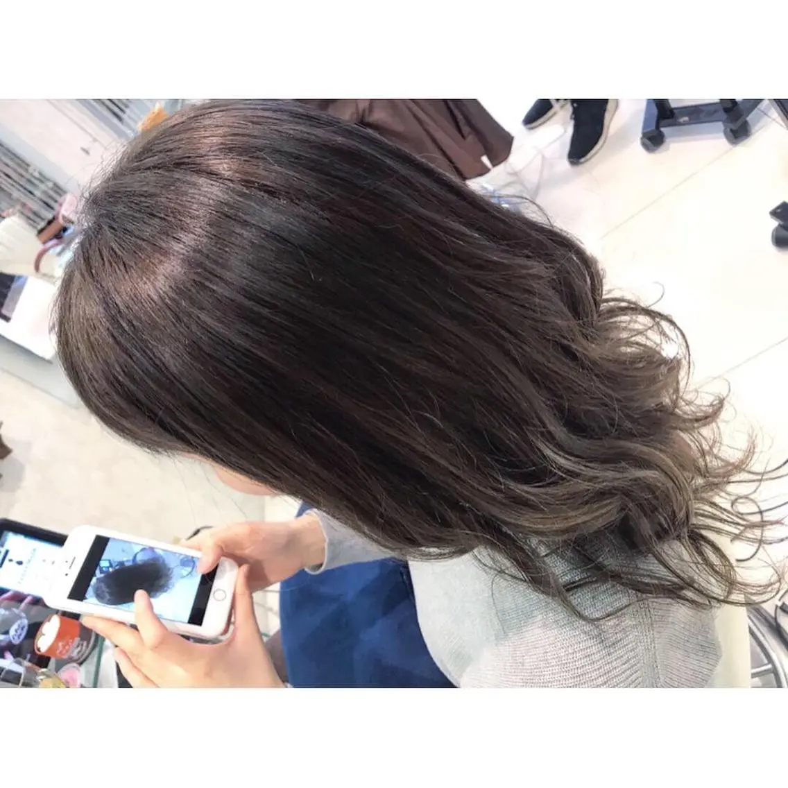 ロング カラー 【育休中】EARTH 荒井店HARUNAのヘアスタイル
