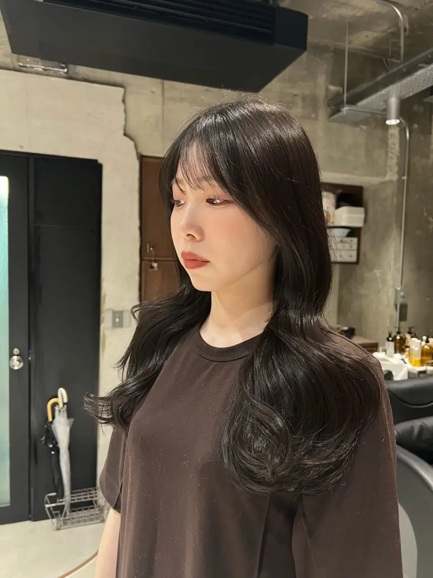 ロング カット ヘアカラー トリートメント nok kaoriのヘアスタイル