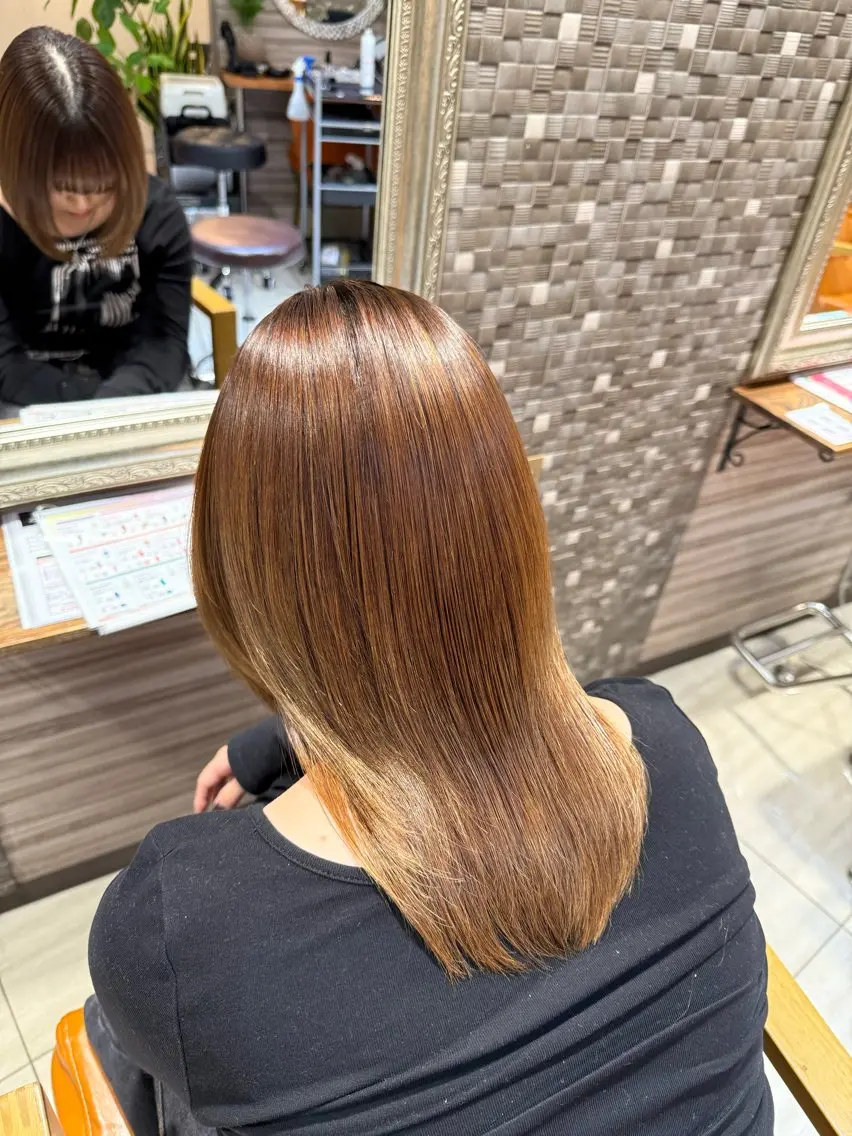✨【ブリーチ毛でも叶う、ツヤと柔らかさ】✨カット+髪質改善縮毛矯正／ストレートの写真