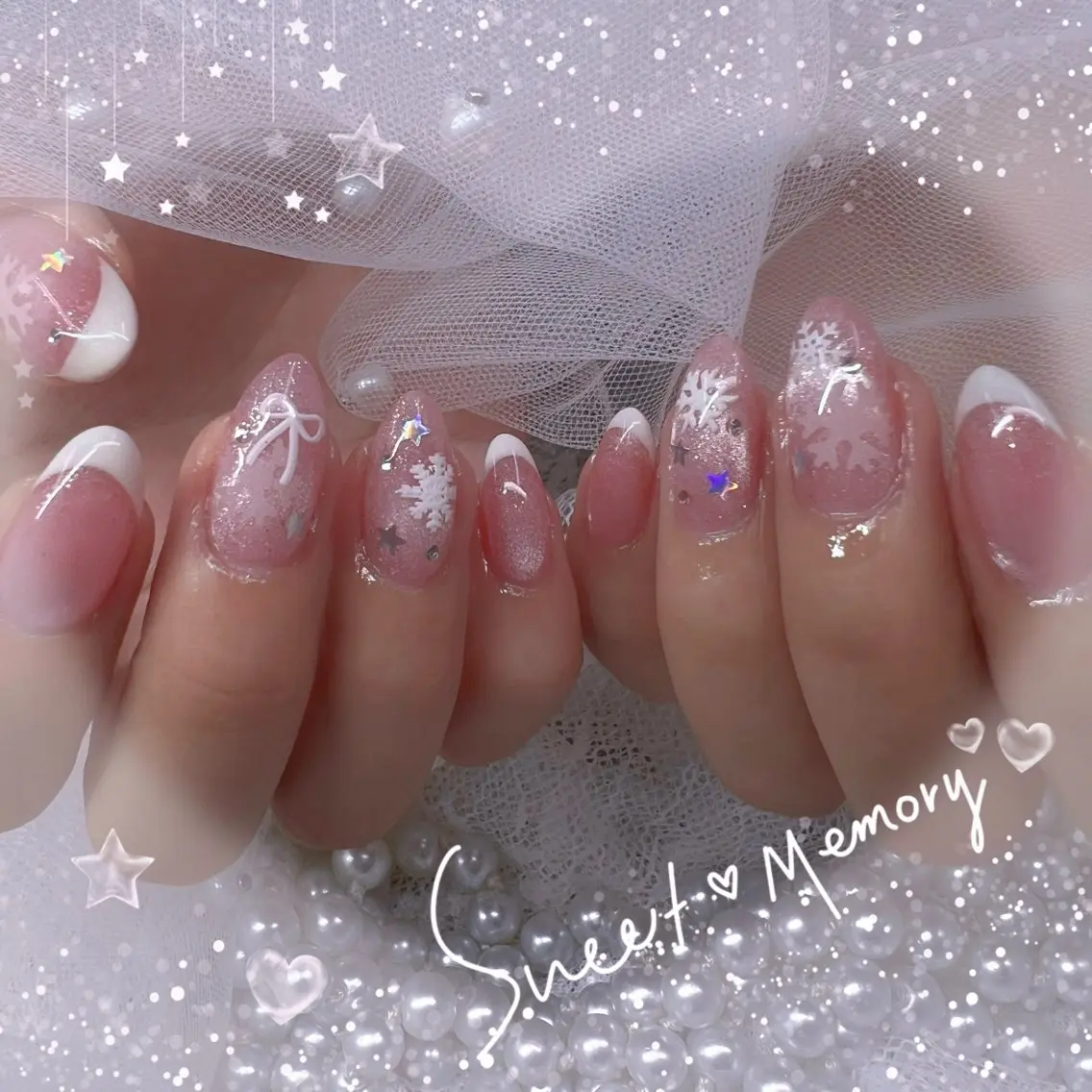 ネイル チークネイル フレンチネイル ガーリー ガラスフレンチ グラデーション Chill Nailsalonのネイルデザイン
