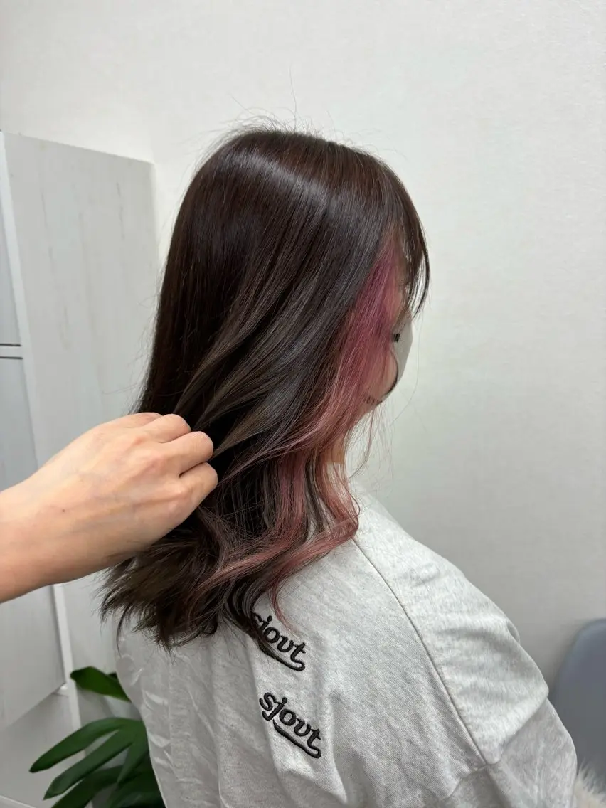 カラー 坂野 結子のヘアスタイル