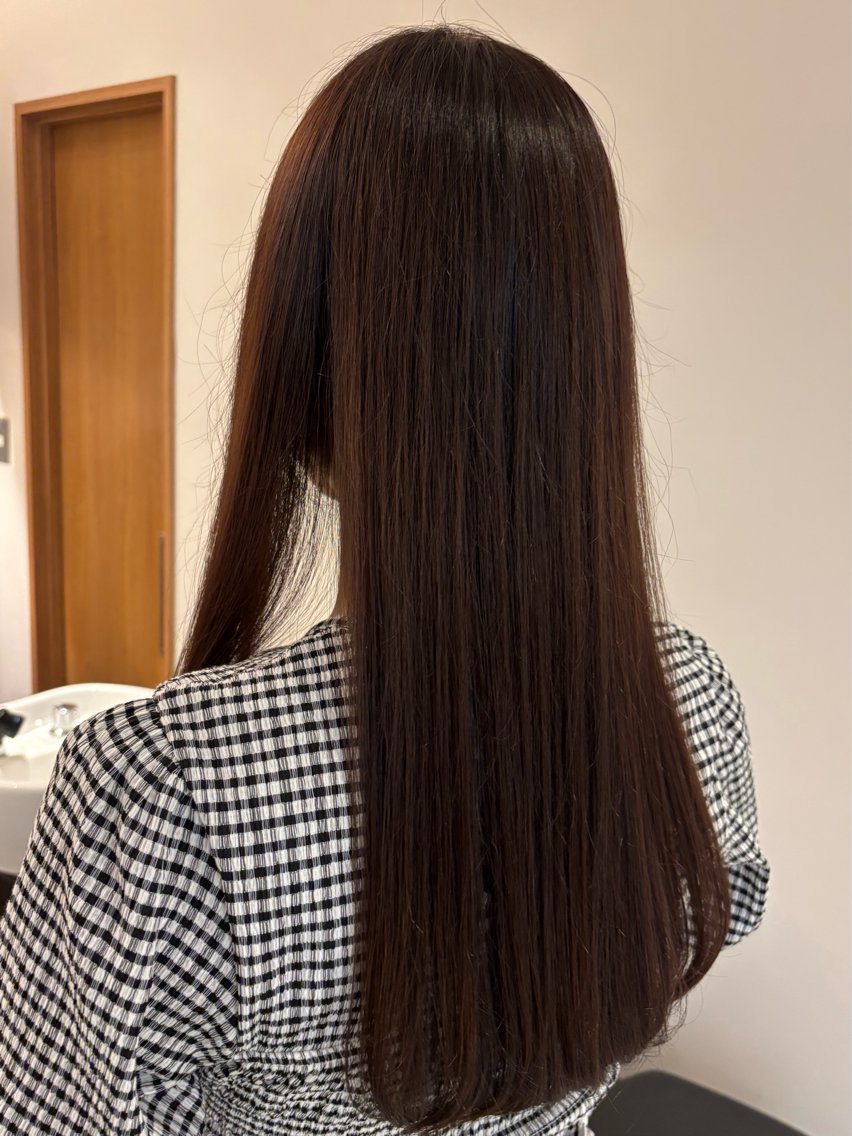 ロング チョコレートブラウン カット ヘアカラー トリートメント 透明感color🍀 Kurumiのヘアスタイル