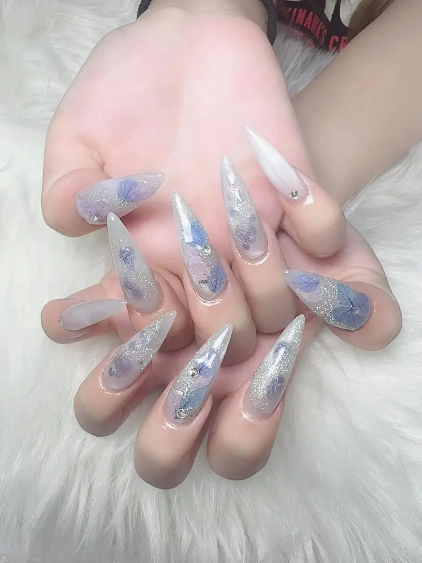 ネイル グラデーション 韓国ネイル マグネットネイル ニュアンスネイル オフィスネイル ハンドネイル Hana Rose Nailのネイルデザイン