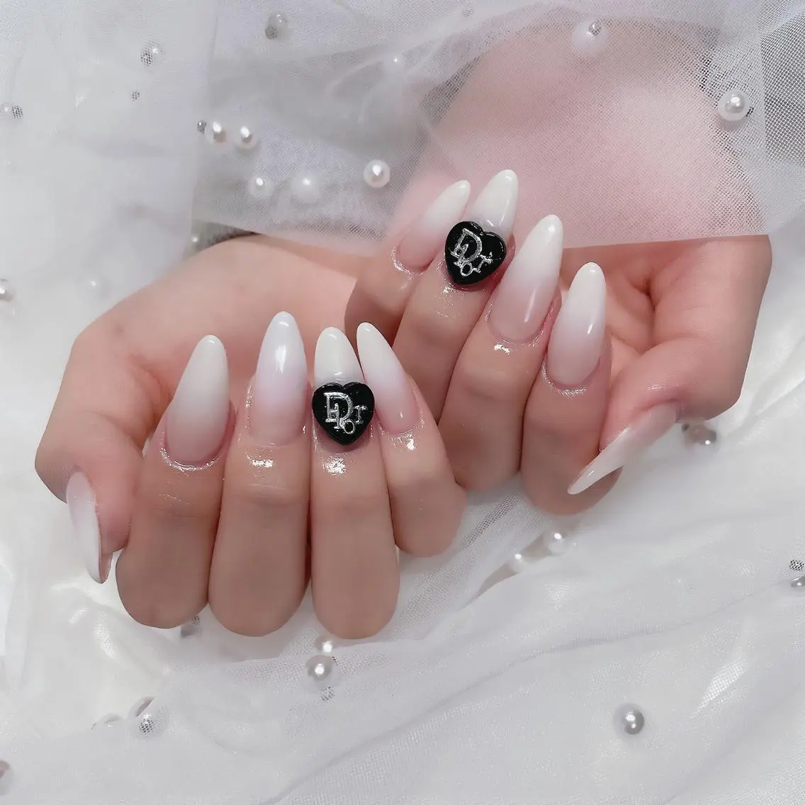 ネイル ハンドネイル merci nailのネイルデザイン