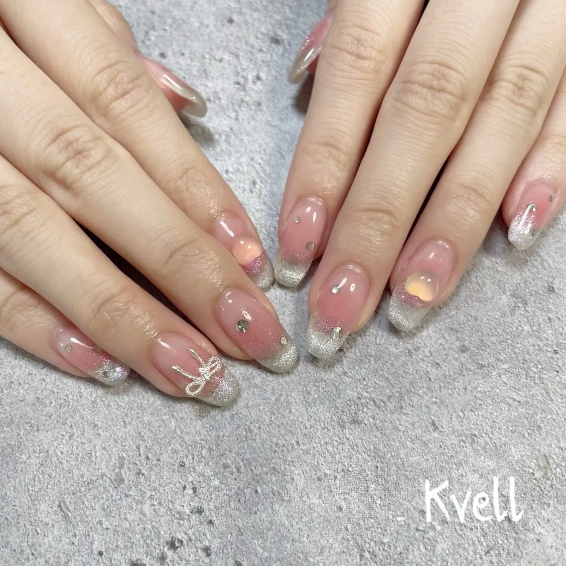 ネイル チークネイル マグネットネイル ハンドネイル nailsalon Kvellのネイルデザイン