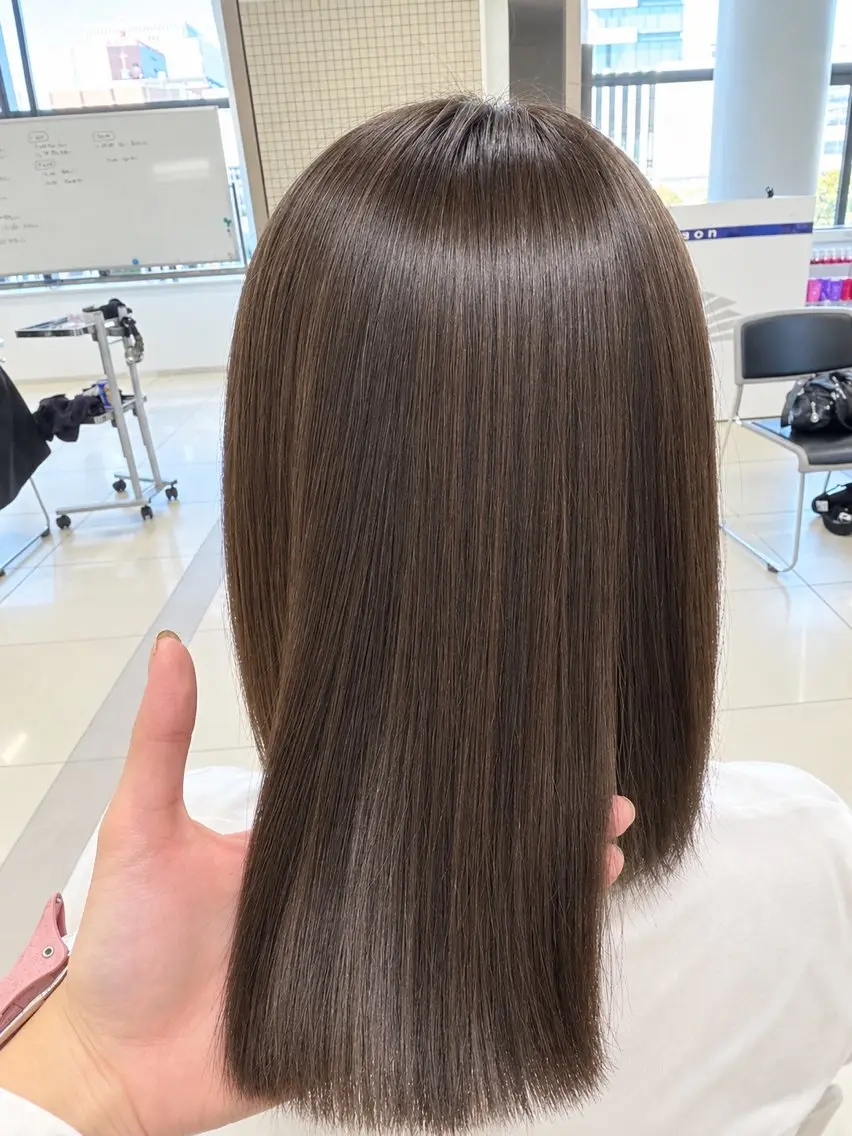 ミディアム ヘアカラー seriha  ︎︎のヘアスタイル