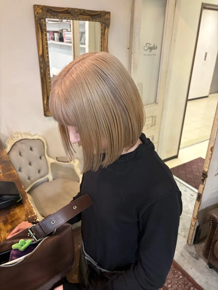 ショート カラー ヘアアレンジ ベージュカラー ミルクティーベージュ カット ヘアカラー トリートメント ヘアセット ☂️カトウ ケイゴ☂️のヘアスタイル