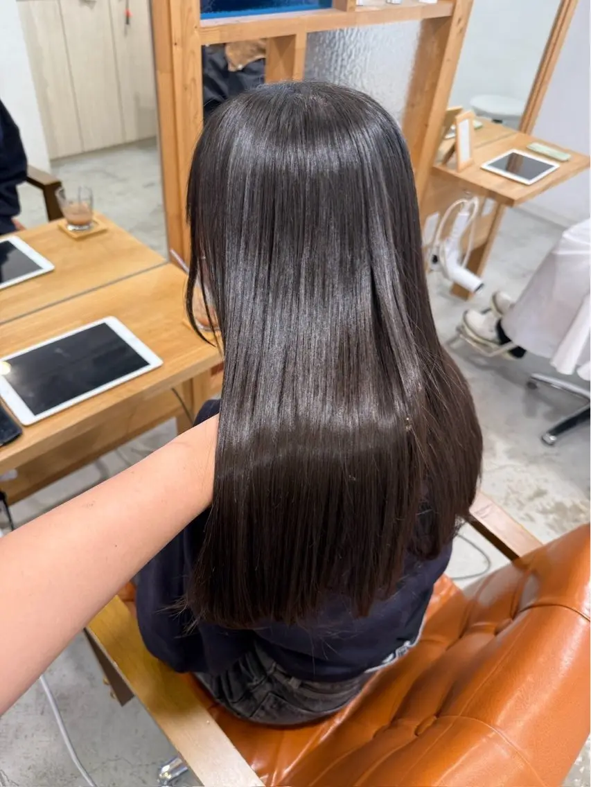 カラー ヘアカラー Gigi Kazumaのヘアスタイル