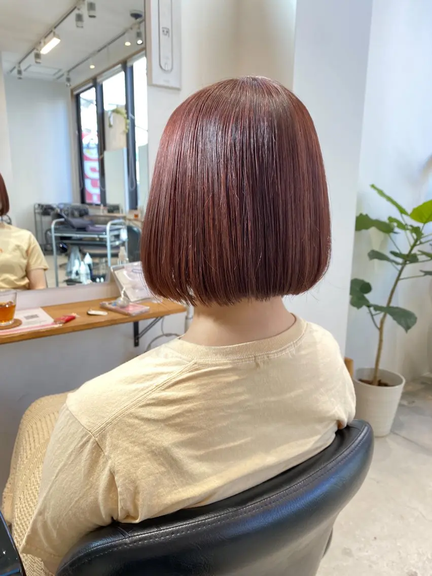 ショート カラー パーマ ヘアアレンジ ヘアカラー 縮毛矯正 トリートメント くびれレイヤー/艶 カラー　MADOKAのヘアスタイル