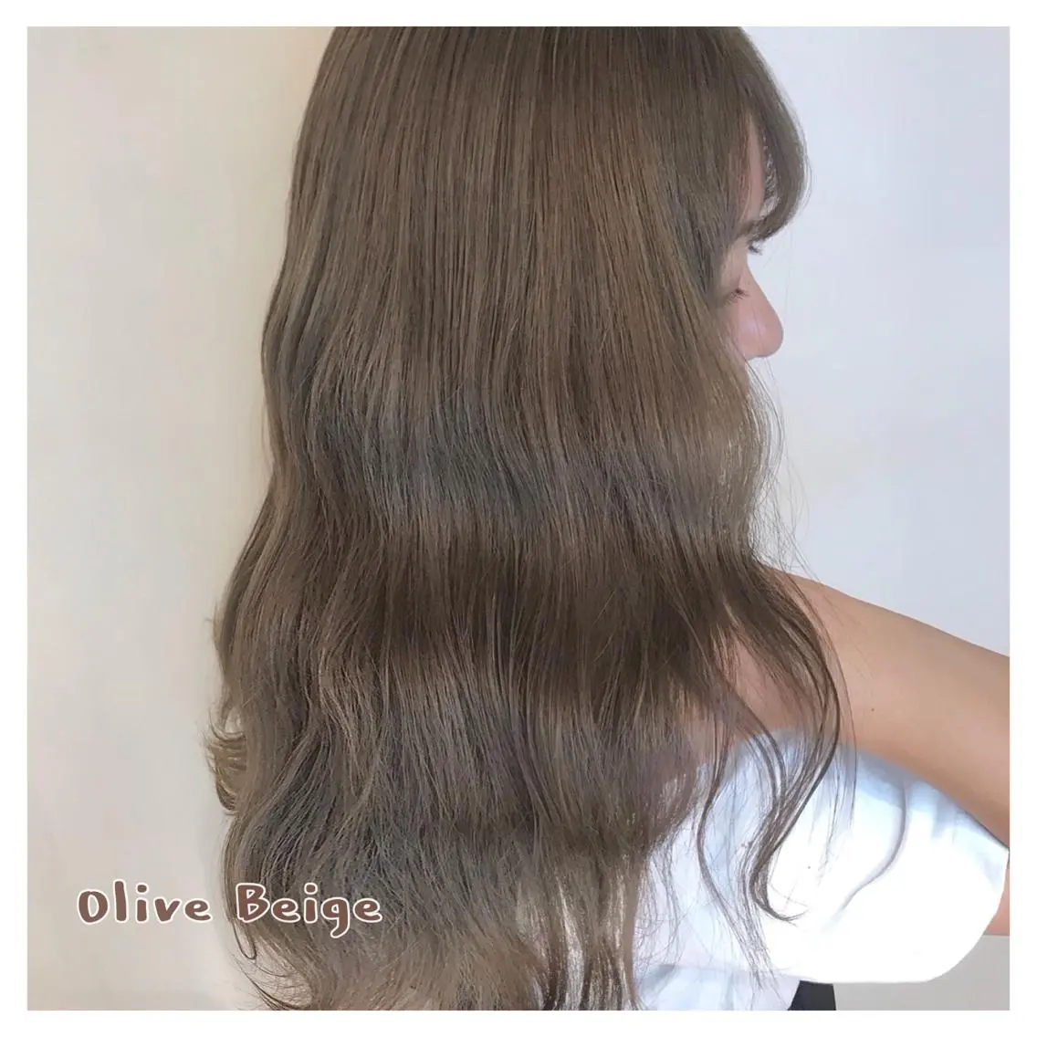 ミディアム カラー ヘアアレンジ ベージュカラー オリーブベージュ YUI𓍯ｴｸｽﾃ /ﾆｭｱﾝｽｶﾗｰのヘアスタイル