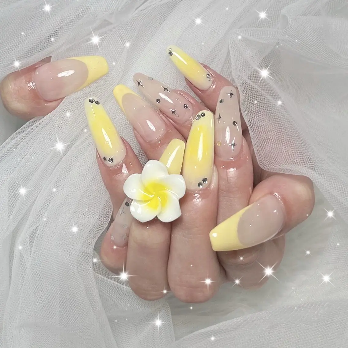 ネイル ハンドネイル EmaNail Miuのネイルデザイン