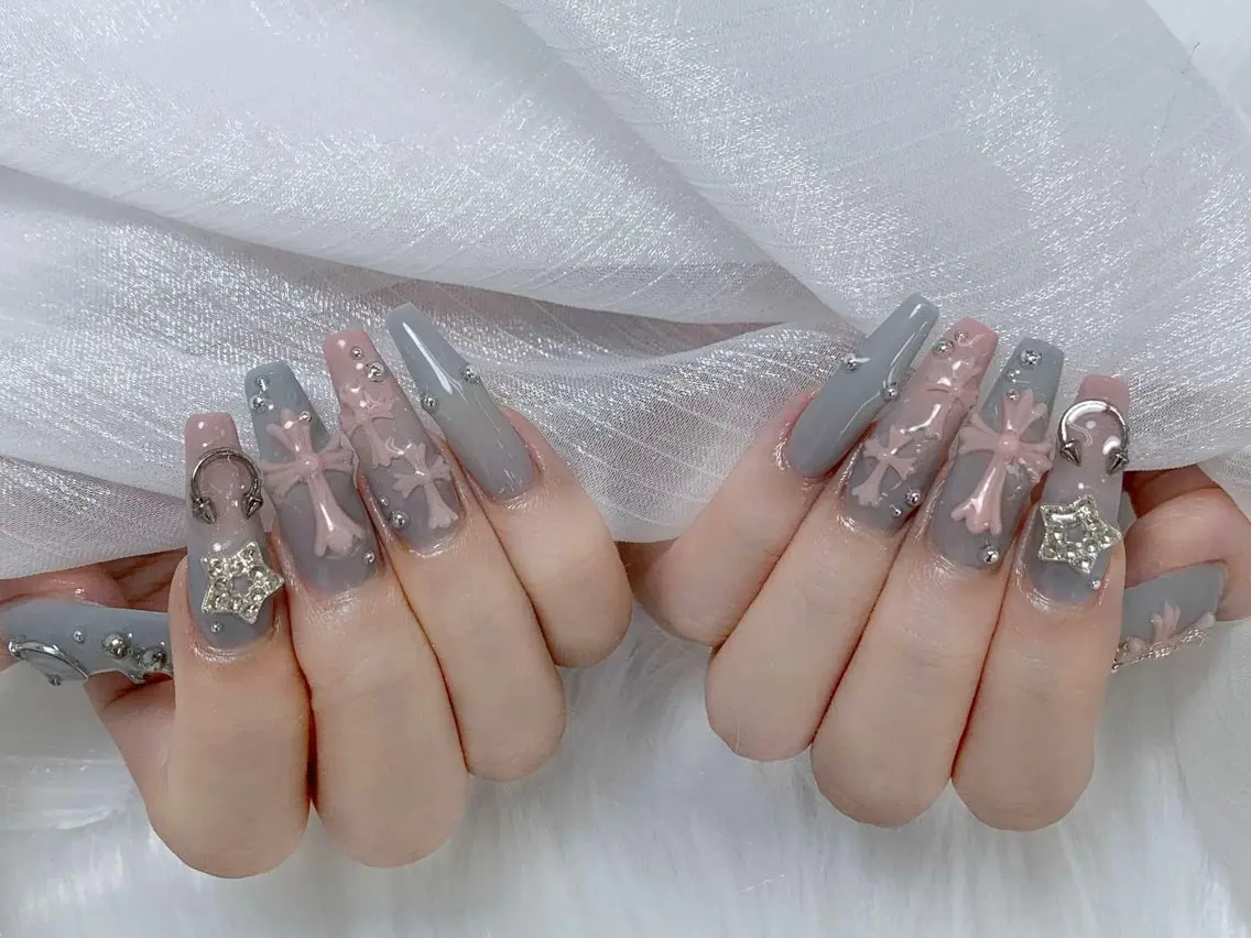 ネイル ねね🎀 Melia nailのネイルデザイン