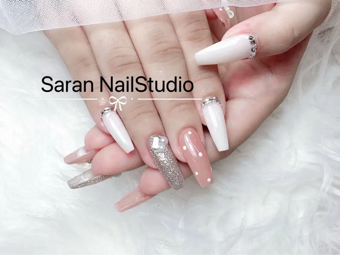 ネイル miho💦 Saran nailのネイルデザイン