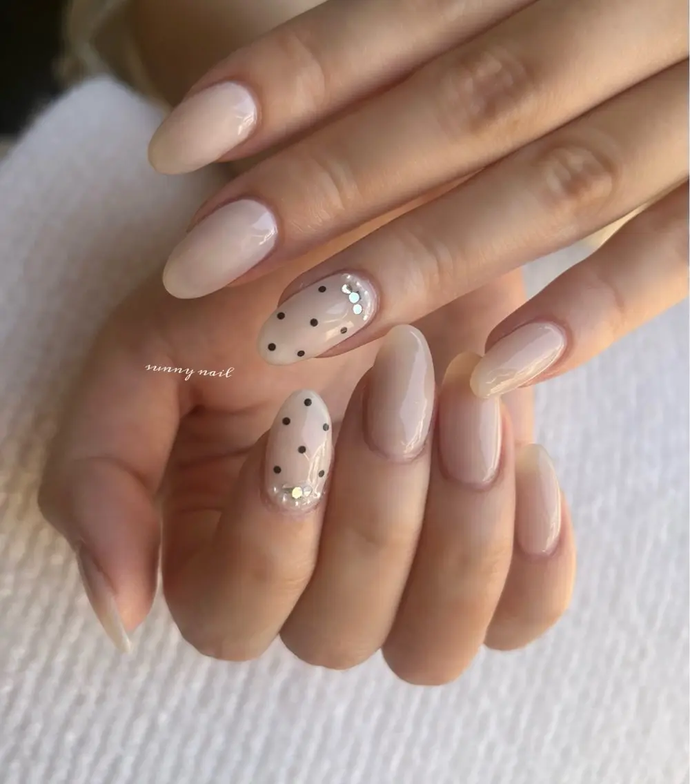 ネイル ドット ジェルネイル パラジェル sunny nailのネイルデザイン