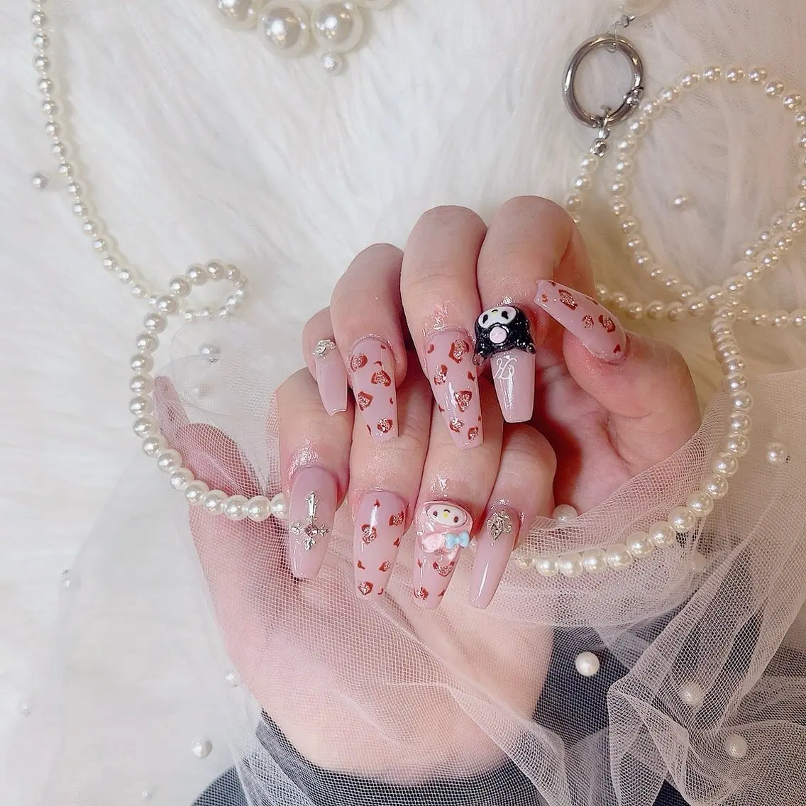 ミディアム ハンドネイル YURI NAILのネイルデザイン
