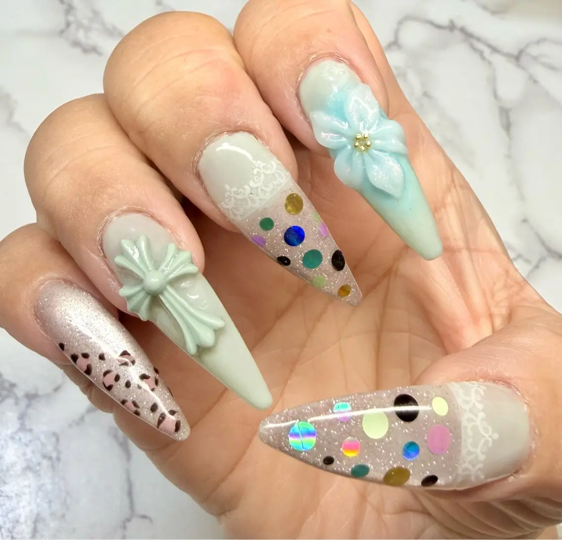 ネイル アートネイル チークネイル フラッシュネイル フラッシュマグ フレンチネイル Mai’s nailのネイルデザイン