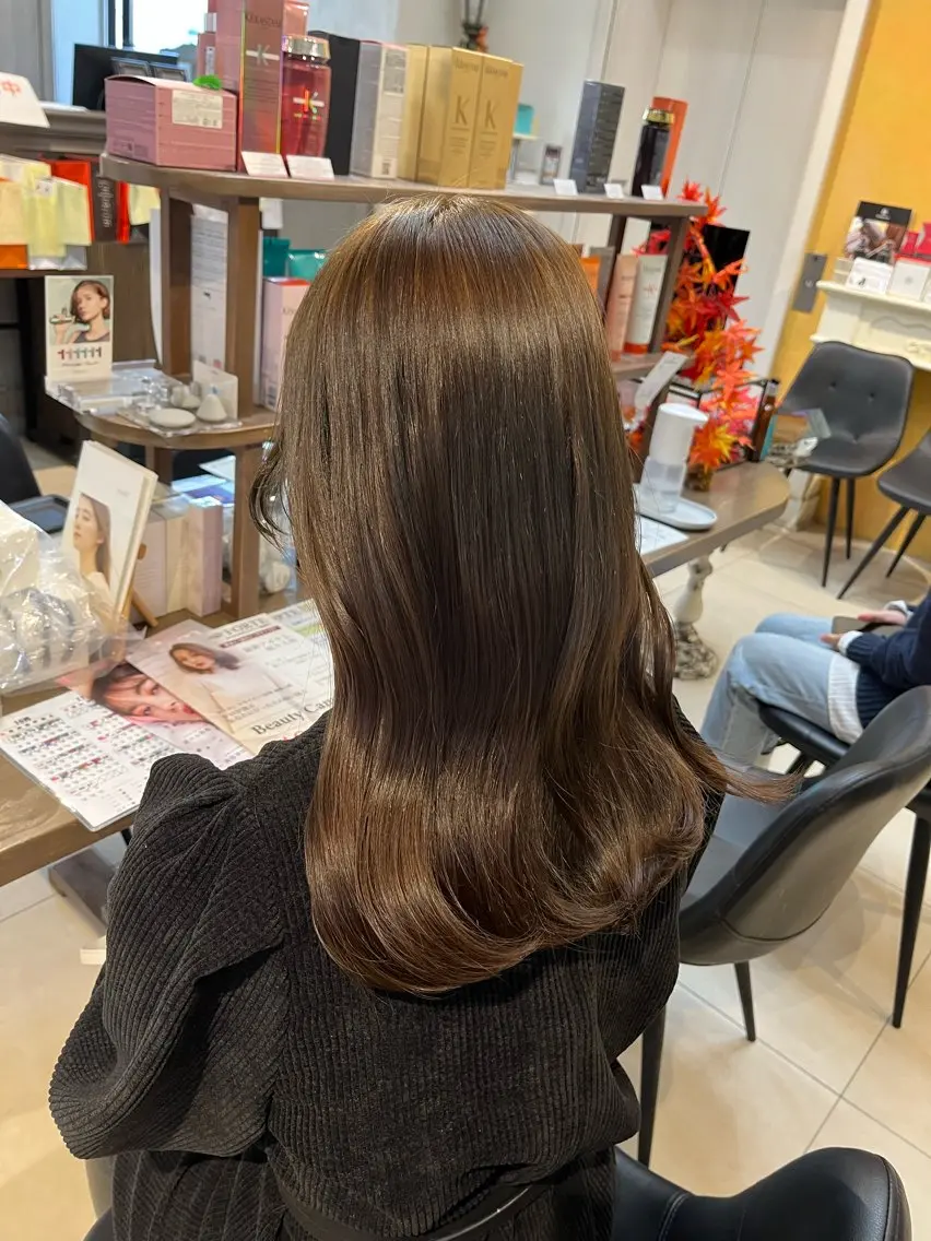 セミロング カラー Froom🌻 村上夏菜のネイルデザイン