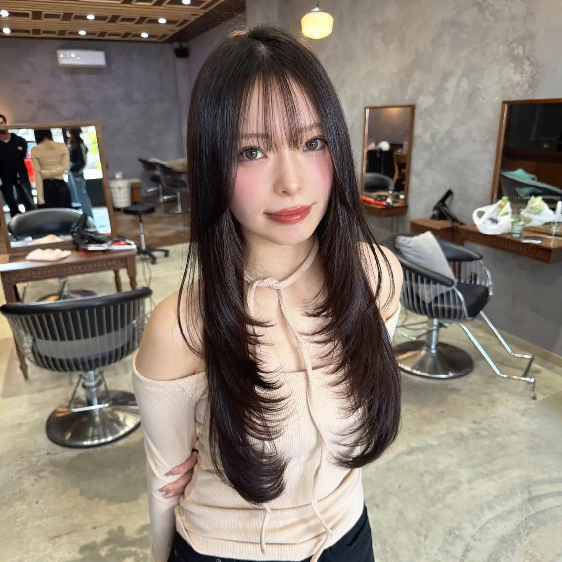 ロング カット ヘアカラー 美髪矯正×レイヤー 松田空優哉のヘアスタイル