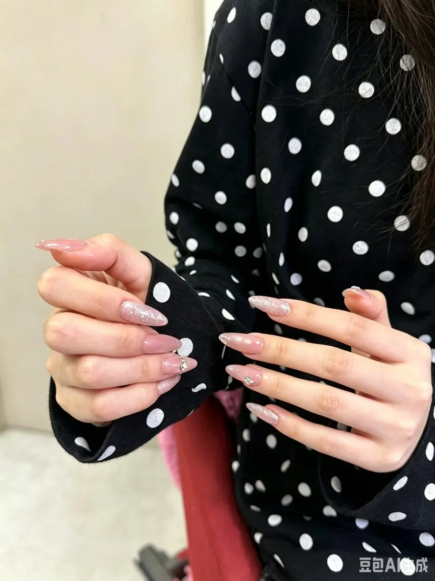 ネイル 長さ出し 持ち込み ストーンネイル ネイルチップ ハンドネイル dodo1 nailのネイルデザイン