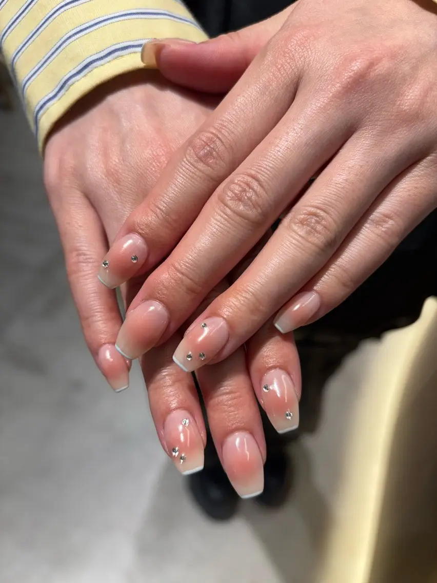 ネイル ハンドネイル Miura.H 🦋🫧のネイルデザイン
