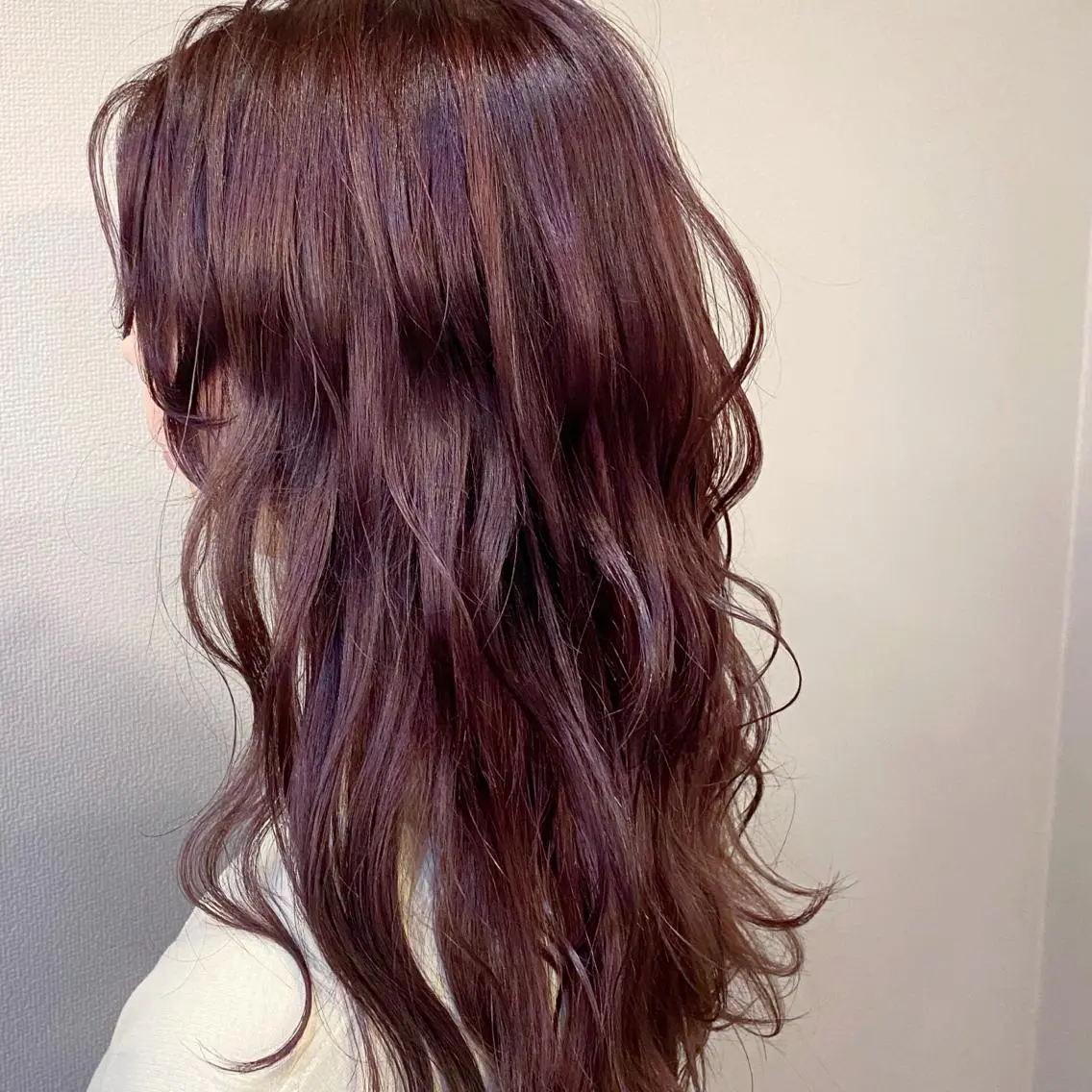ロング カラー ブリーチ ケアブリーチ カシス ピンクカラー 山口 浩之のヘアスタイル