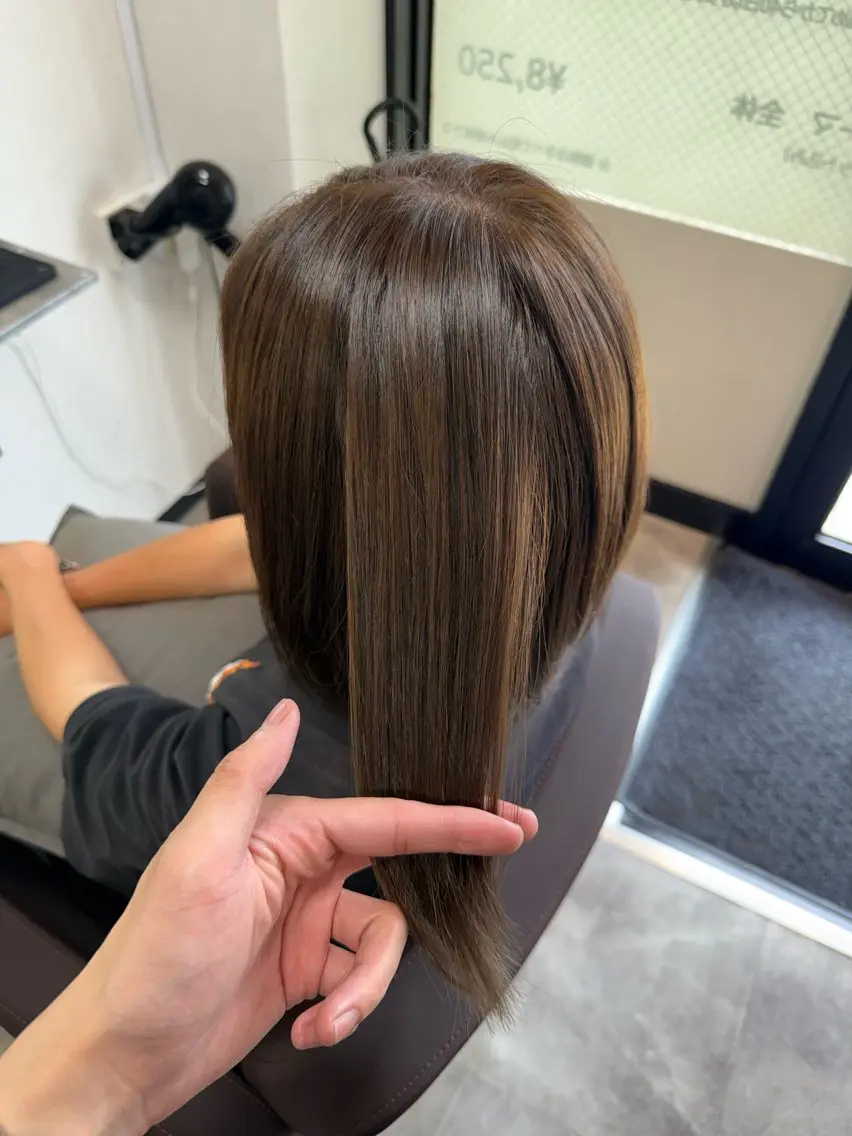 ミディアム カラー イルミナカラー オレンジ ヘアカラー 関谷 大翼のヘアスタイル
