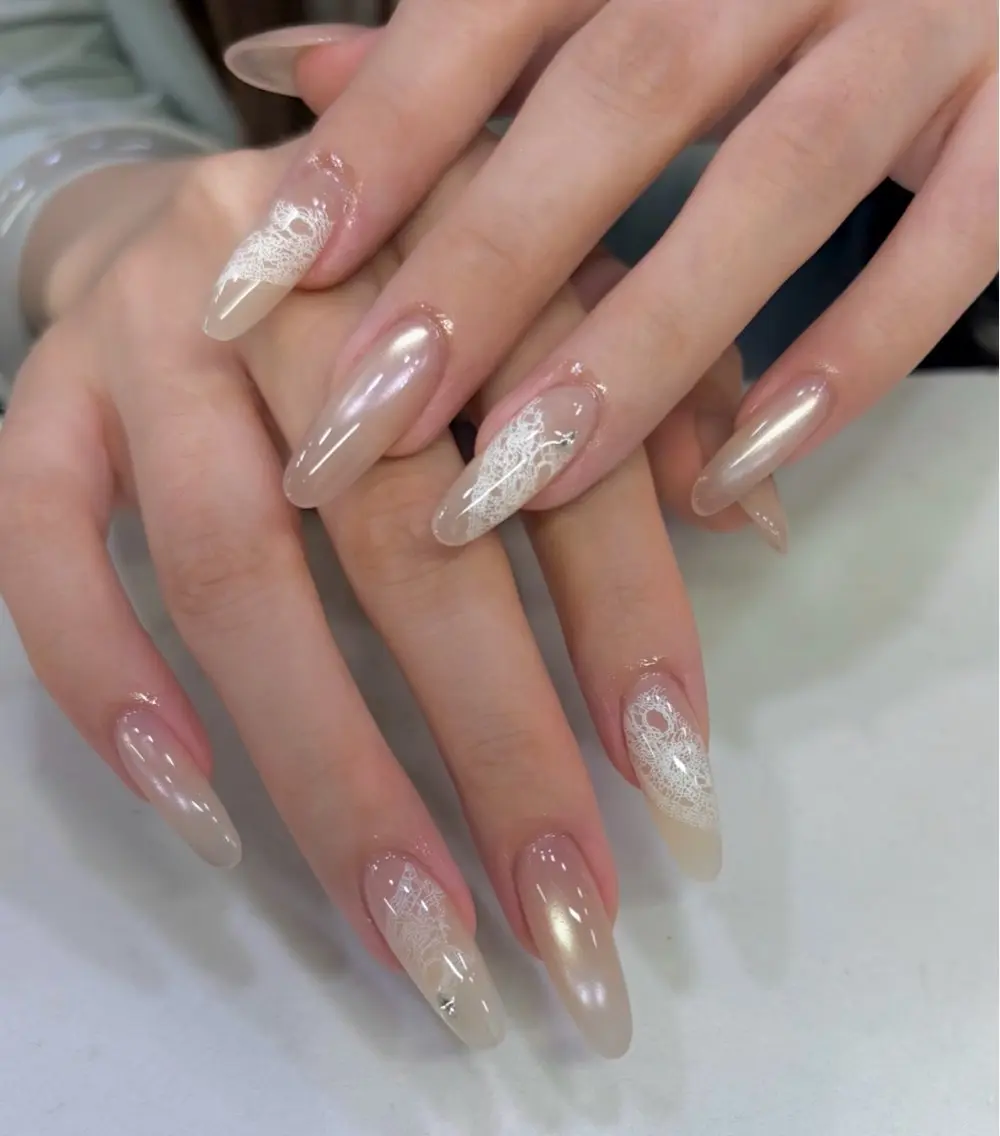 セミロング 黒川 凛のネイルデザイン