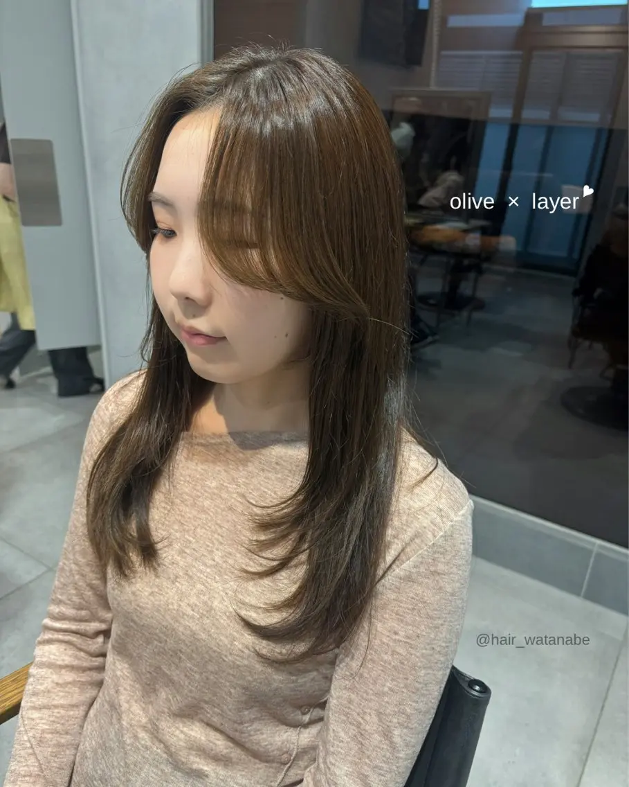 ロング カラー アッシュ ブリーチ ブリーチなしカラー 顔周りカット 韓国風ヘア カット ヘアカラー トリートメント 韓国hair ·͜· watanabeのヘアスタイル