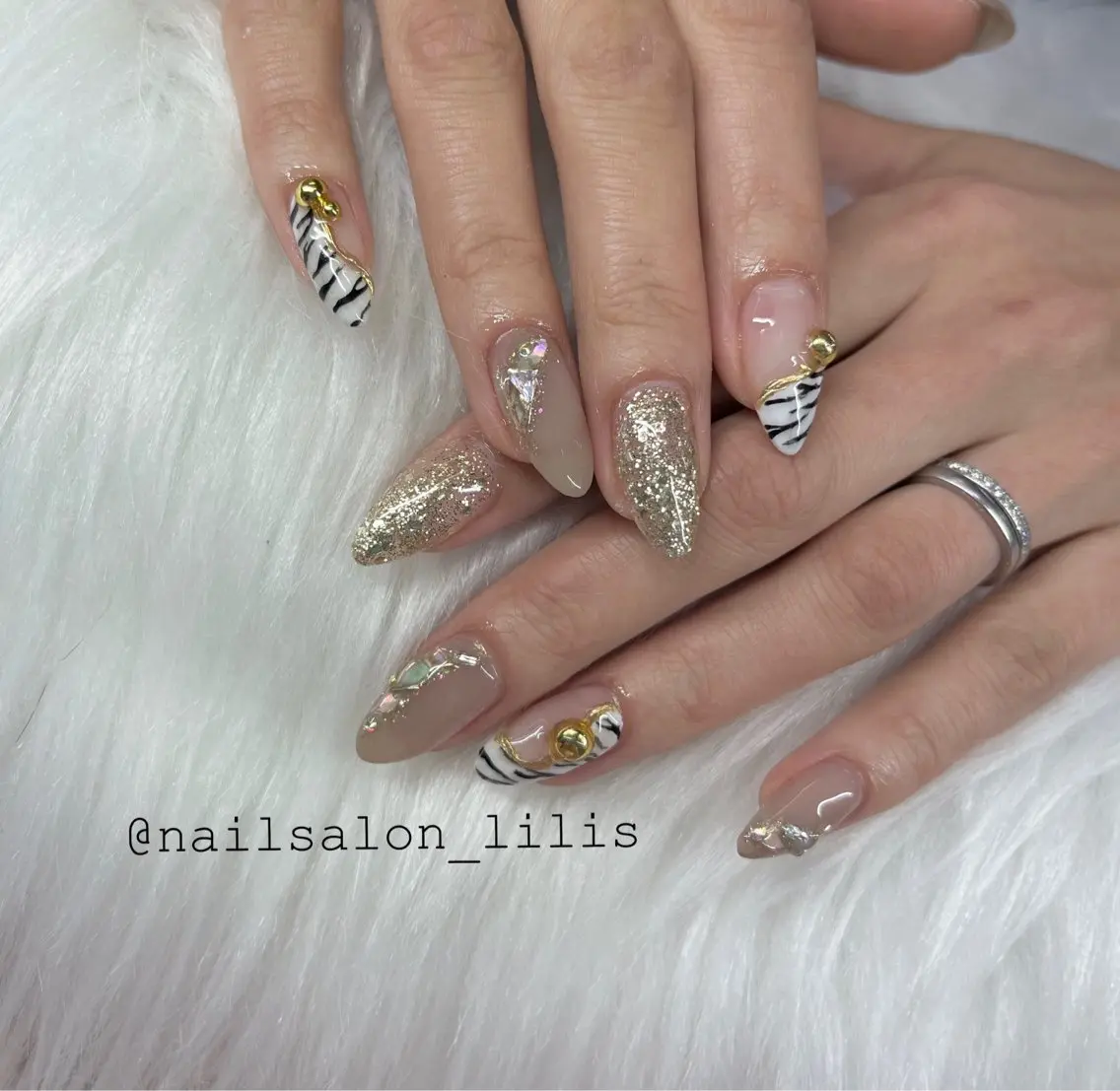 ネイル ハンドネイル nailsalon Lilisのネイルデザイン