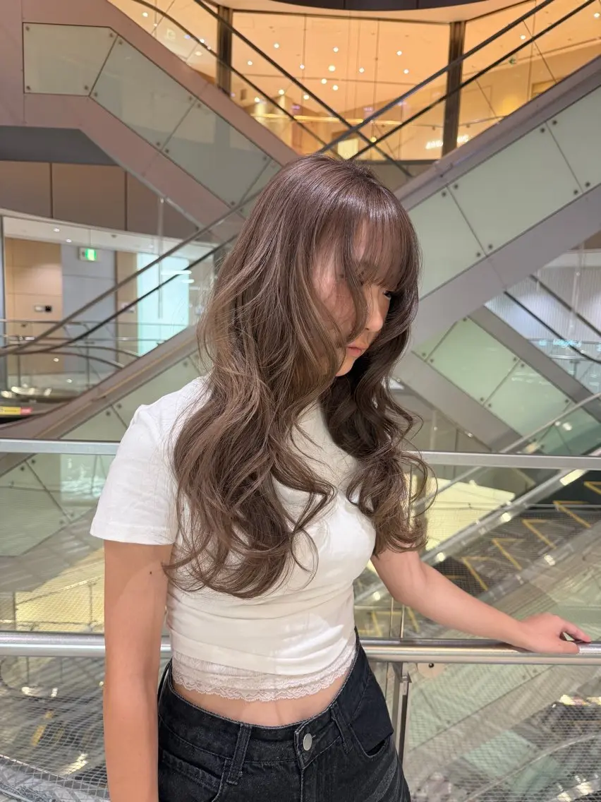 ロング カラー ヘアアレンジ ヘアカラー トリートメント ヘアセット ハッシュカット/ ミルクティー/ みうのヘアスタイル