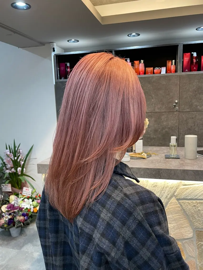 ミディアム ヘアカラー 髪質改善カラー🫧 横浜/liberteのヘアスタイル