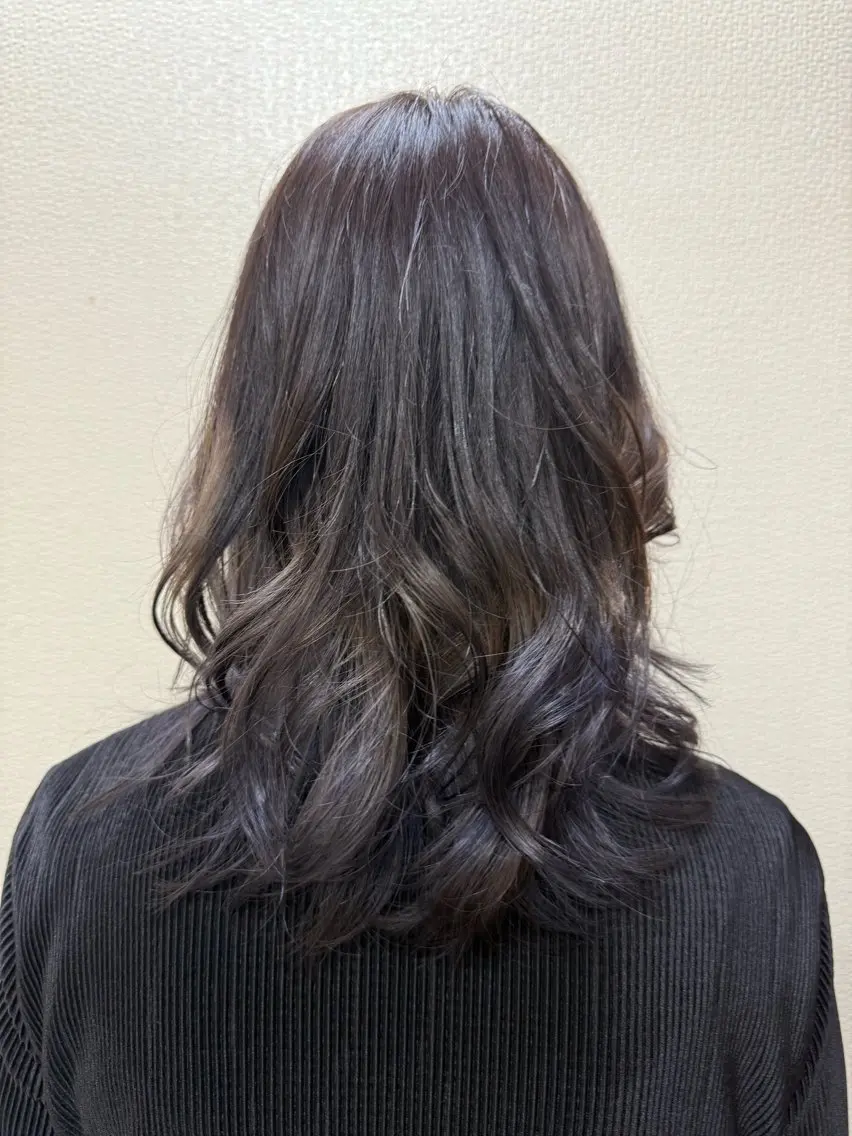 セミロング カラー 艶カラー🕊️ ✴︎Yukari✴︎のヘアスタイル