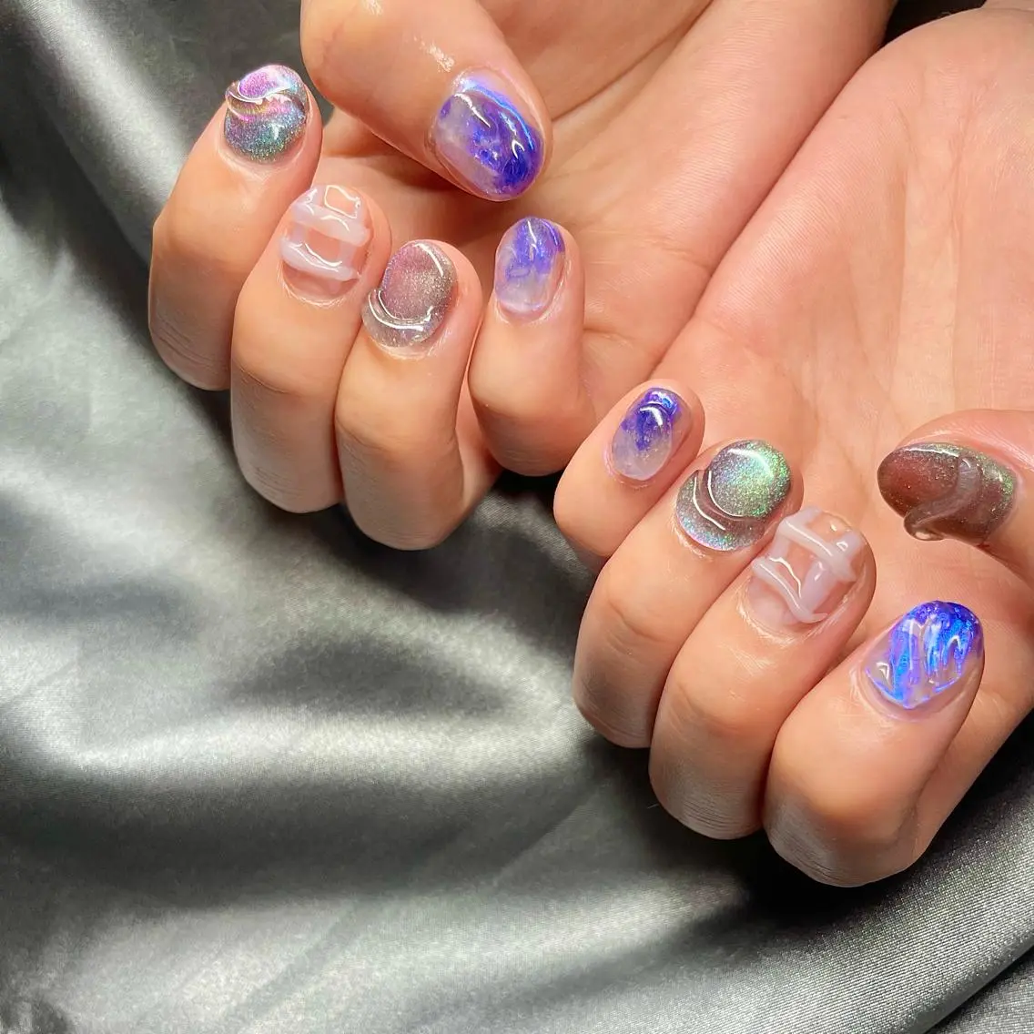 ショート カラー パーマ ヘアアレンジ メンズ キッズ ネイル マツエク・マツパ アイブロウ オーロラネイル マグネットネイル el. by Aoのネイルデザイン
