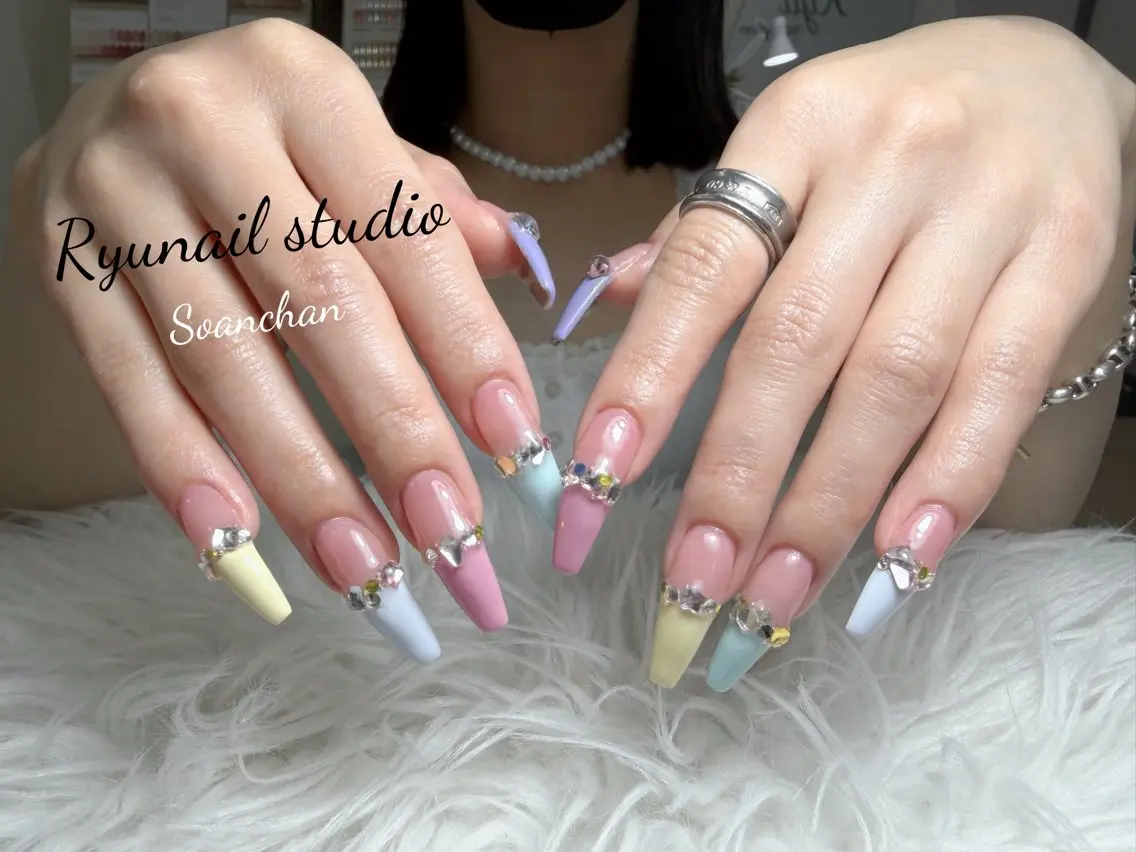 ネイル アートネイル ジェルネイル マグネットネイル ニュアンスネイル シンプルネイル ハンドネイル Ryu Nail NekoChanのネイルデザイン
