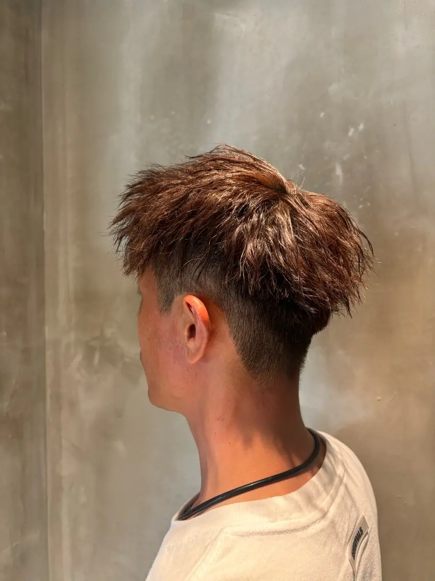 ショート カラー パーマ メンズ カット パーマ loe博多 五十嵐弘雄のヘアスタイル
