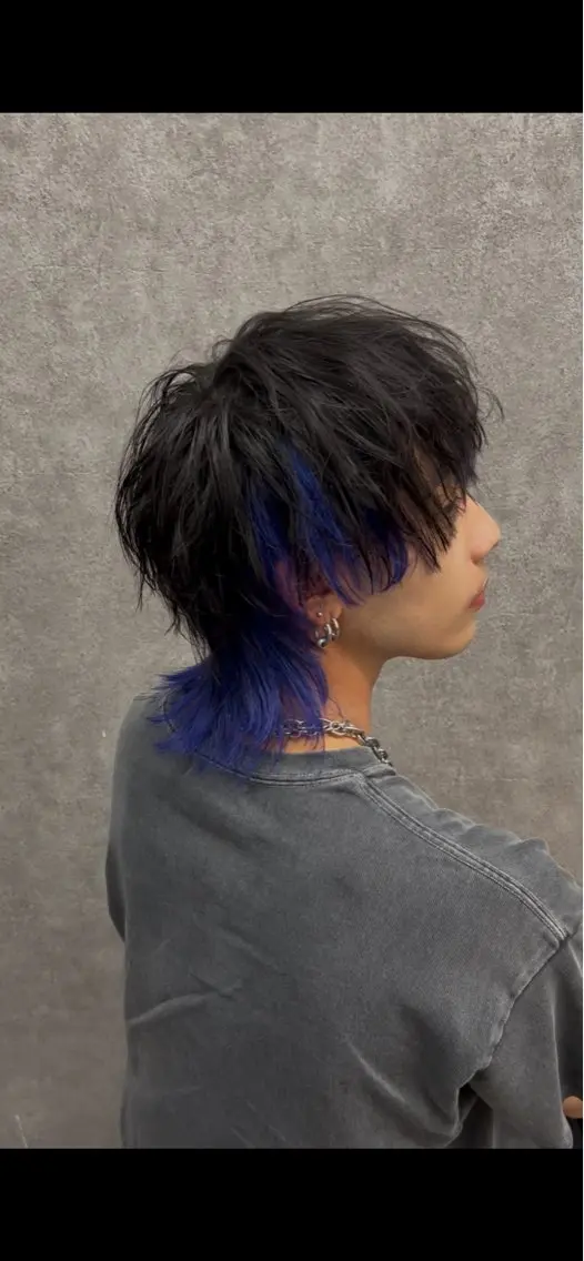 ミディアム カラー メンズ メンズハイトーン メンズインナーカラー メンズウルフカット ハイトーンカラー インナーカラー カット ヘアカラー メンズウルフ特化🐺 🔥長山耕大🔥のヘアスタイル