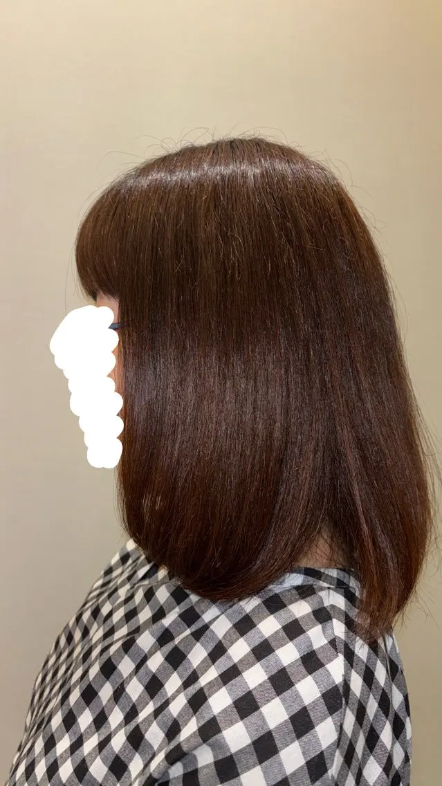 ミディアム ミディアムレイヤー くせ毛 レイヤーカット カット イナイ ハルカのヘアスタイル